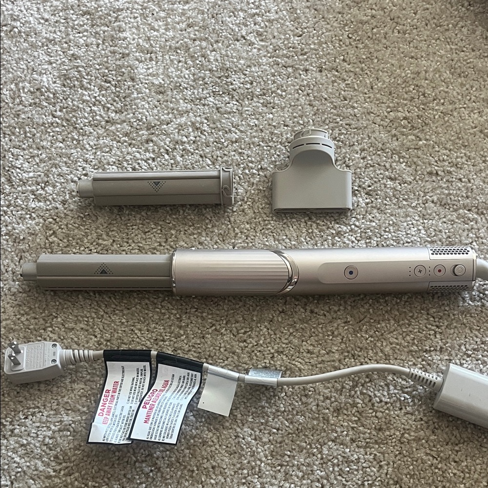 Versatile Hair Styling Tool - SharkFlex Style